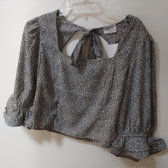 4/$20 NWT open back crop top - Picture 1 of 5